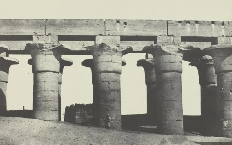 Artwork: Louqsor, Grande Colonnade du Palais; Thèbes, plate 25 from the album "Egypte, Nubie, Palestine et Syrie" (1852), Maxime Du Camp (1849/51, printed 1852) · Art Institute of Chicago, CC0